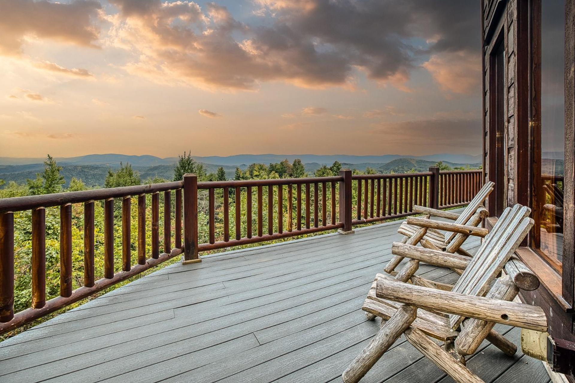 Sky High Lodge By Bk Stays. Large Cabin. Amazing Views. Game Room. Jacuzzi. Six Bedrooms. Sleeps 12 Blue Ridge Extérieur photo