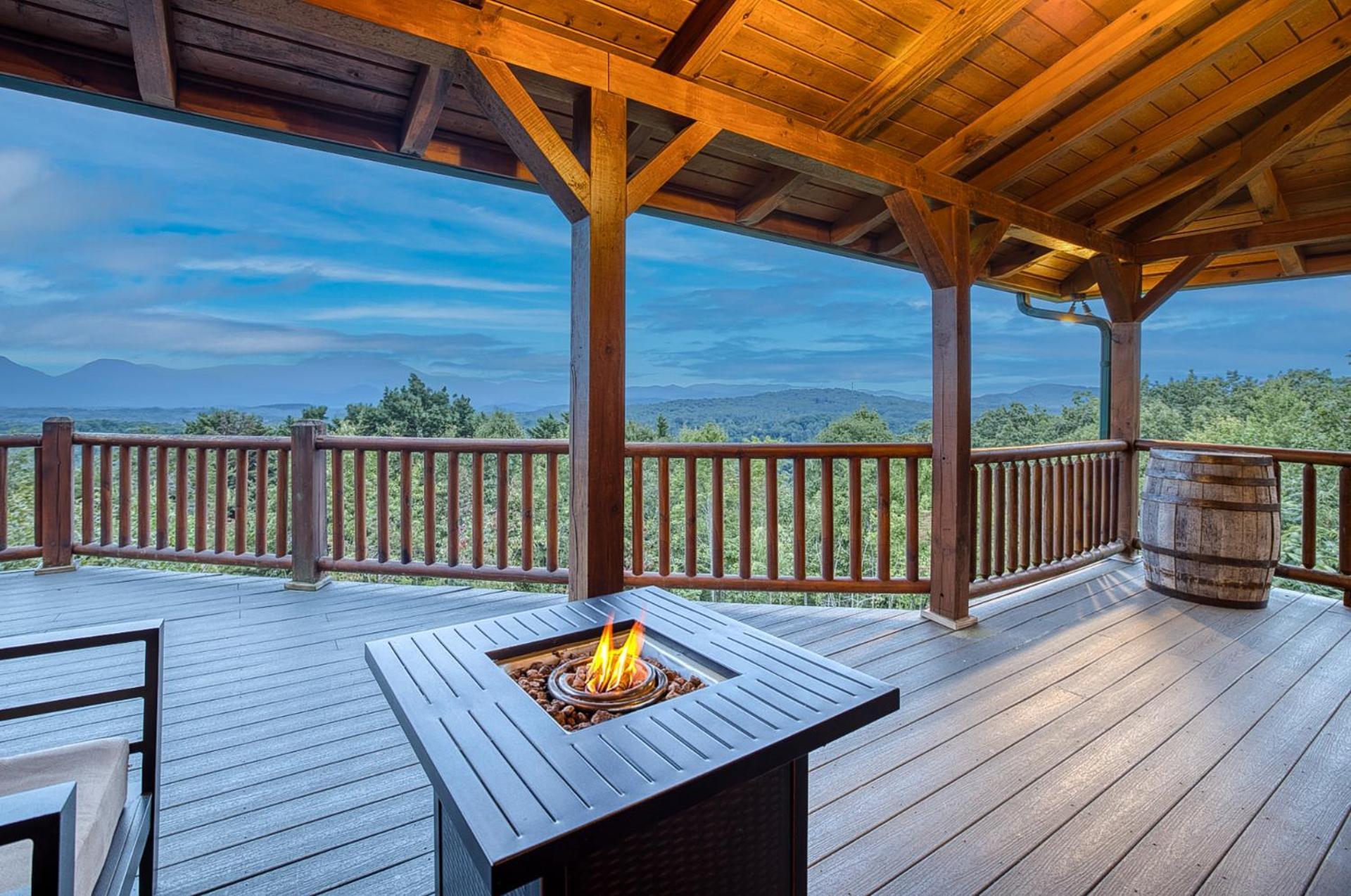 Sky High Lodge By Bk Stays. Large Cabin. Amazing Views. Game Room. Jacuzzi. Six Bedrooms. Sleeps 12 Blue Ridge Extérieur photo